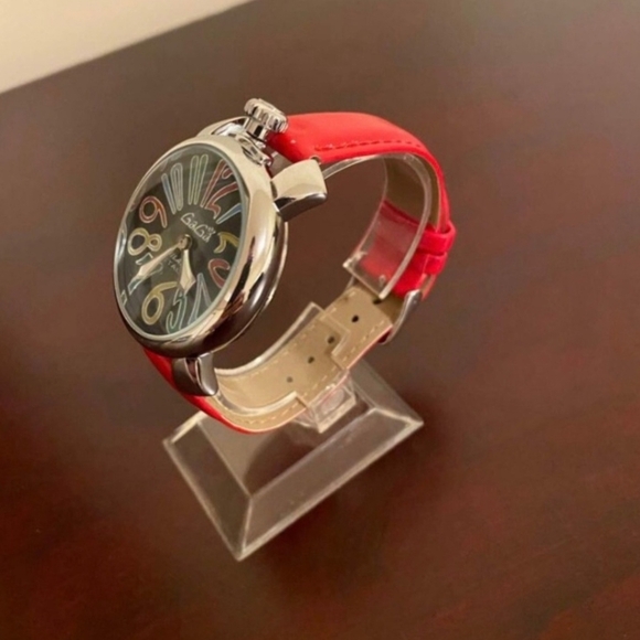 Brand New Red Rare GaGa Milano Luxurious Italian Ladies Watch - Picture 2 of 5